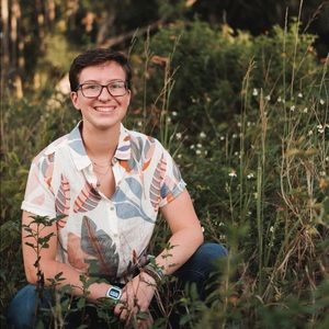 Meet your Posher, Claire